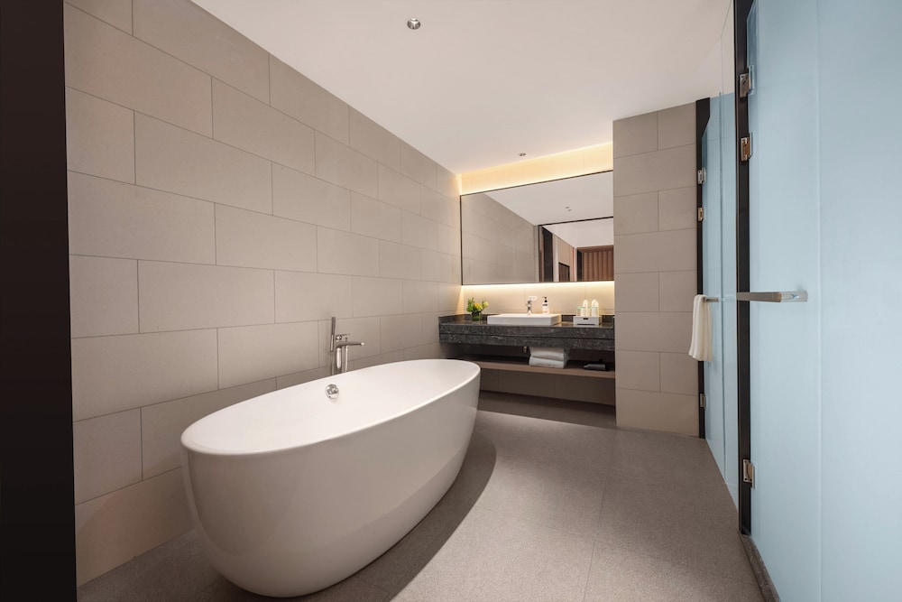 holiday inn express nanjing jiangbei wonhall mall an ihg hotel