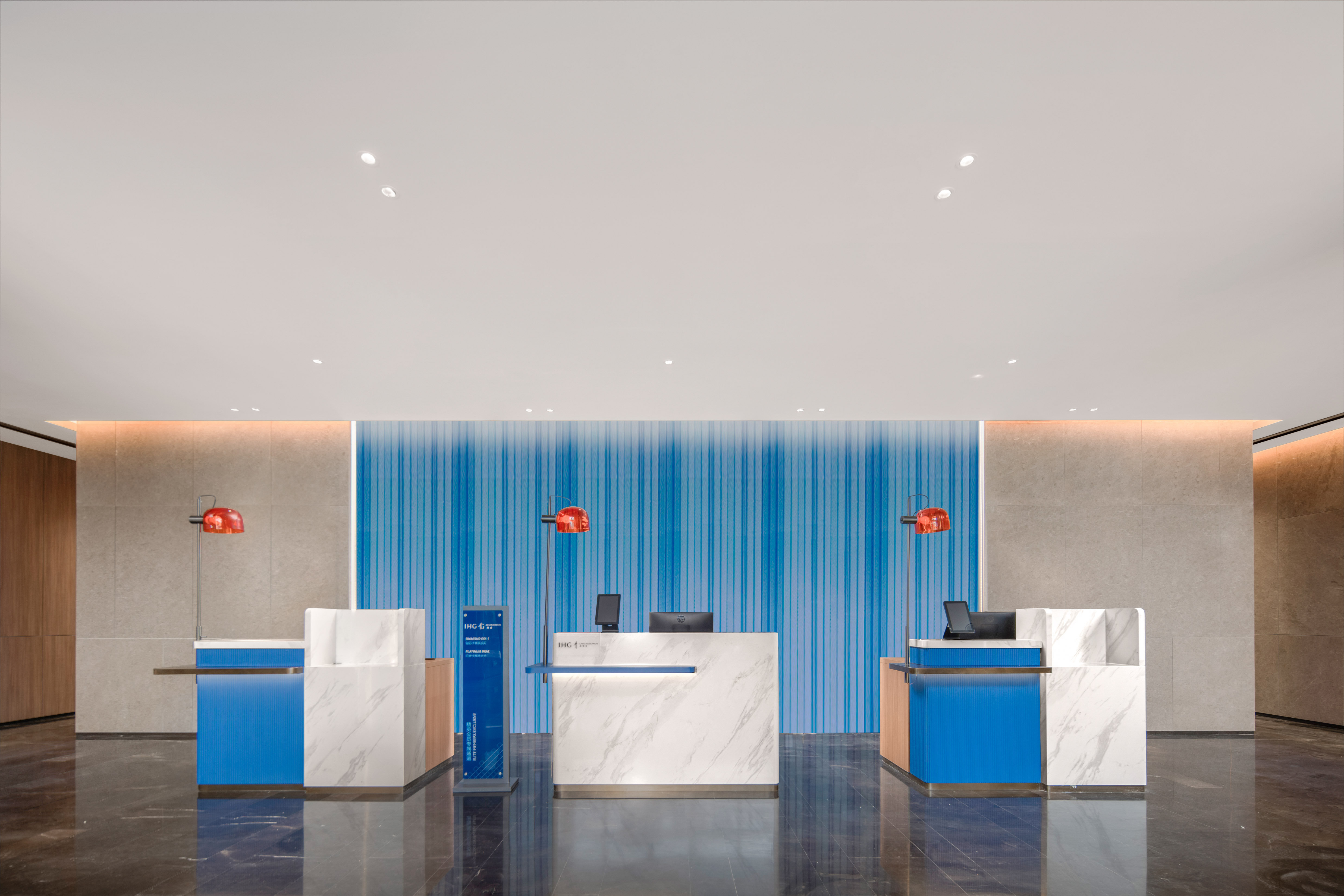 holiday inn express nanjing jiangbei wonhall mall an ihg hotel