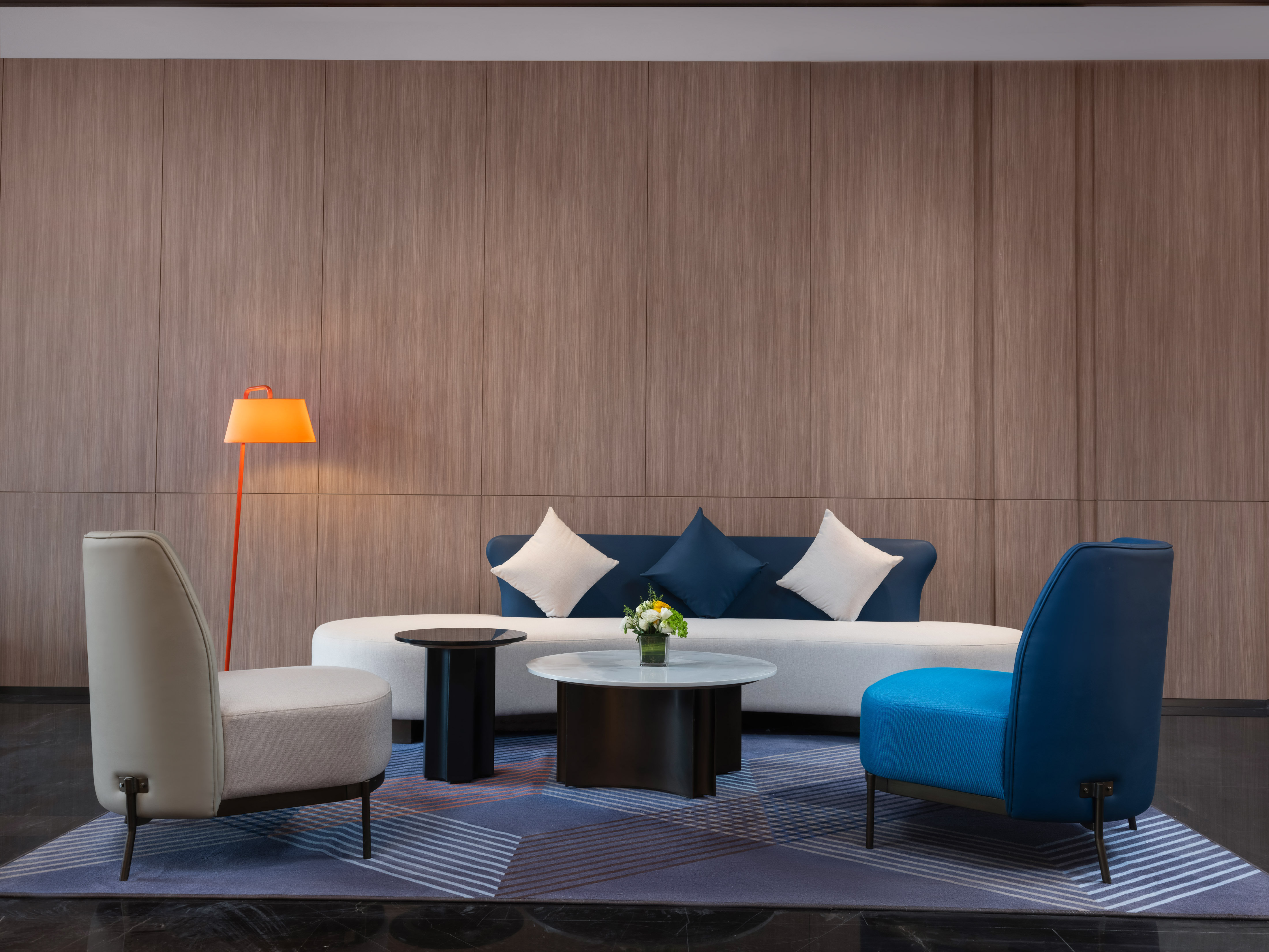 holiday inn express nanjing jiangbei wonhall mall an ihg hotel
