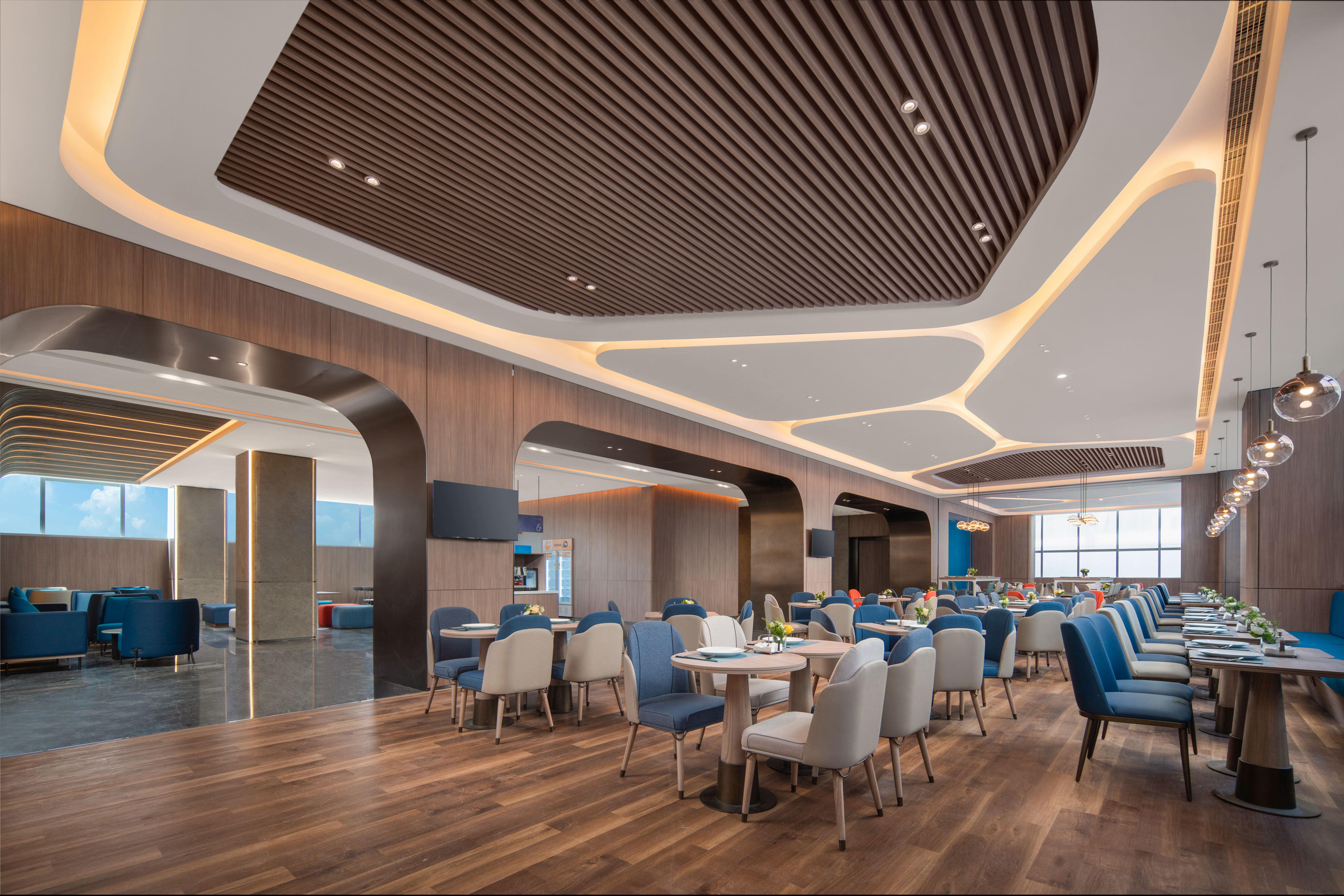 holiday inn express nanjing jiangbei wonhall mall an ihg hotel