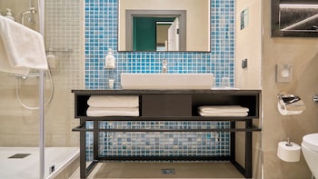 Holiday Inn Tashkent City, An Ihg Hotel,Uzbekistan>>Tashkent,3 star