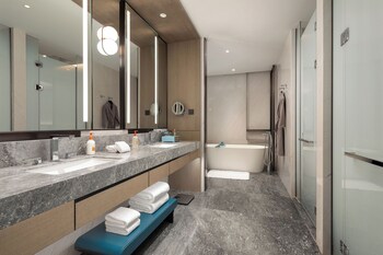 Crowne Plaza Jinan Runhua Hotel,China>>Jinan,3 star