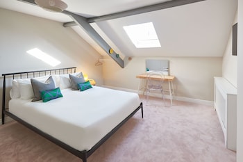 host stay the artists pad