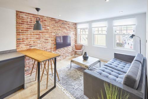 host stay cosy coastal golden lion apartments