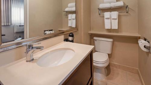 best western royal palace inn and suites