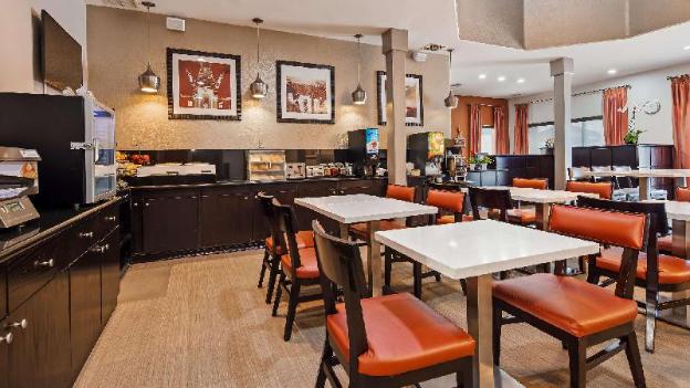 best western royal palace inn and suites