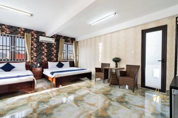 kp house by joi hospitality