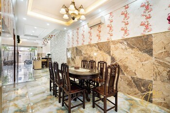 kp house by joi hospitality