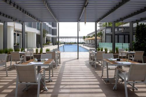 holiday inn dubai business bay an ihg hotel