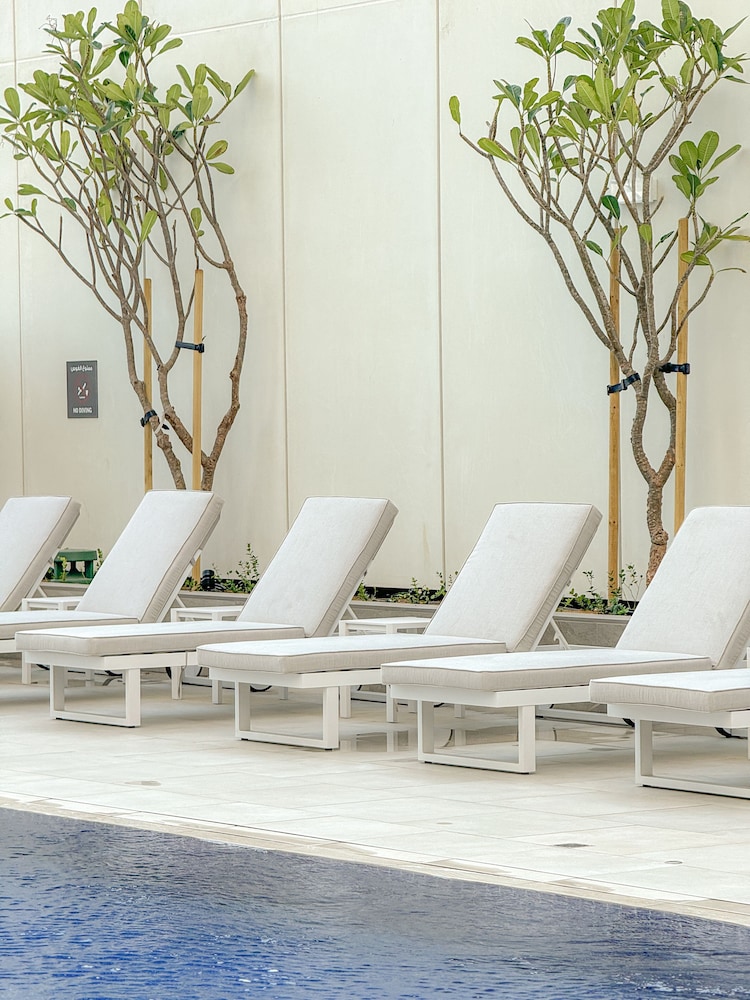 holiday inn dubai business bay an ihg hotel