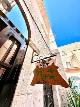 Saint Patrick B&B Guesthouse,Puglia>>Barletta,3 star