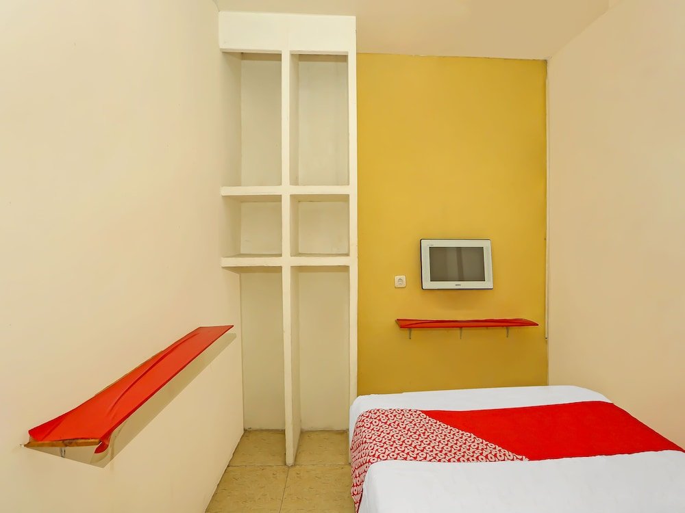 backpacker homestay cibubur by pekotel