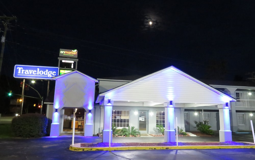 Travelodge By Wyndham Walterboro,Ridgeland>>Colleton County,2 star