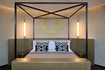 paragraph freedom square a luxury collection hotel tbilisi