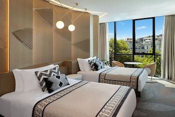 paragraph freedom square a luxury collection hotel tbilisi