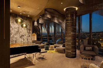 paragraph freedom square a luxury collection hotel tbilisi