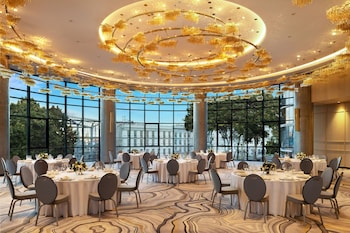 paragraph freedom square a luxury collection hotel tbilisi