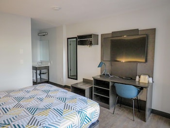 motel 6 tigard or portland southwest