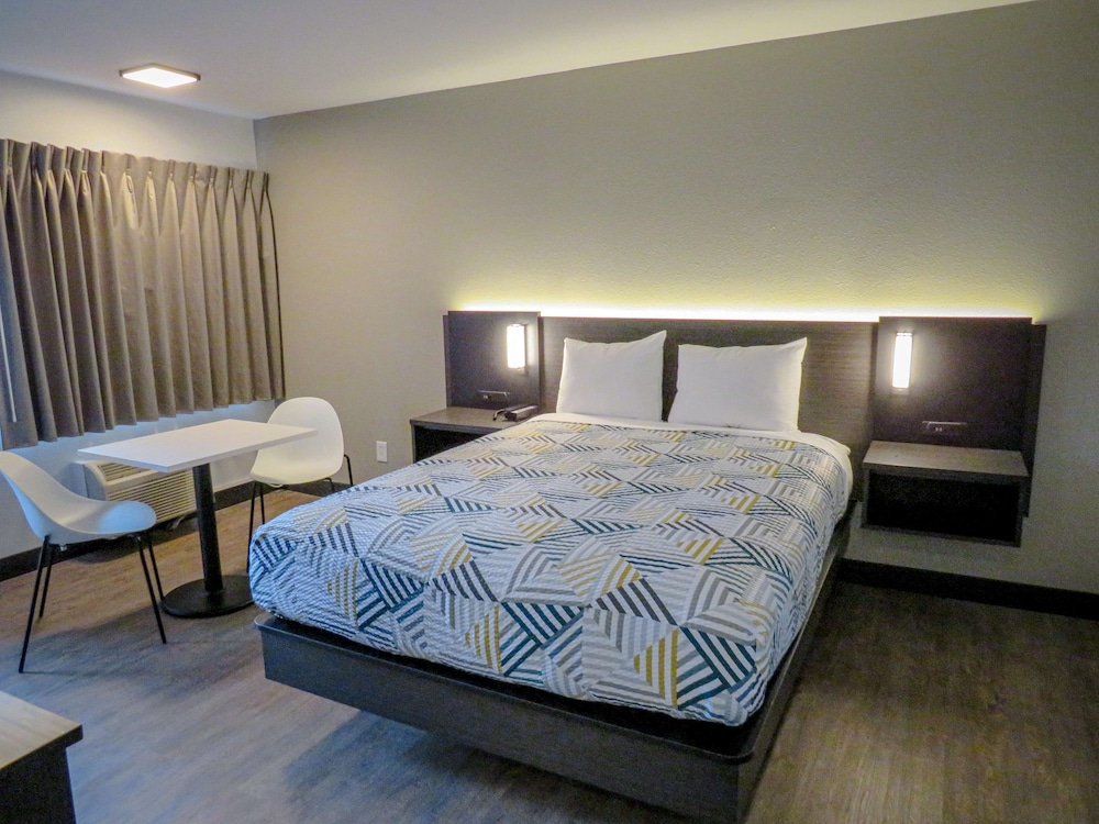 motel 6 tigard or portland southwest