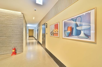 browndot busan newport signature