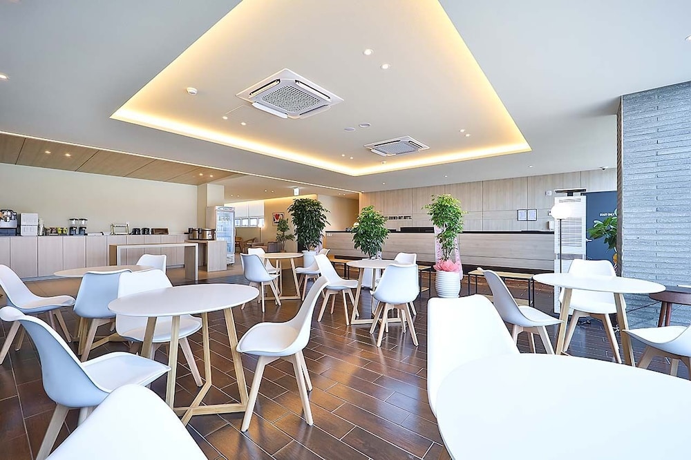 browndot busan newport signature