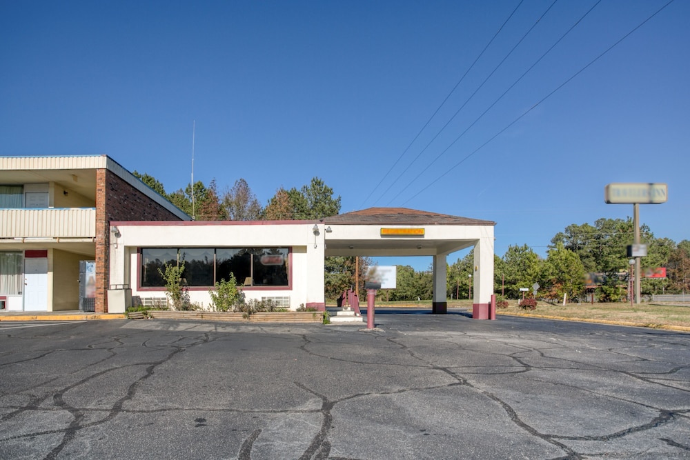 travelers inn by oyo templeton va