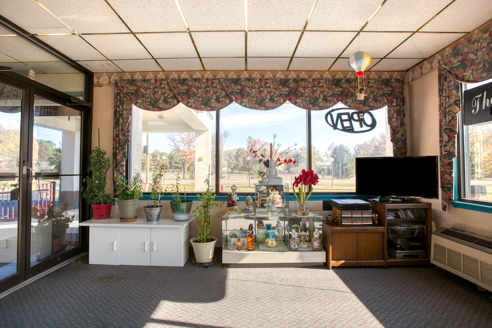 travelers inn by oyo templeton va