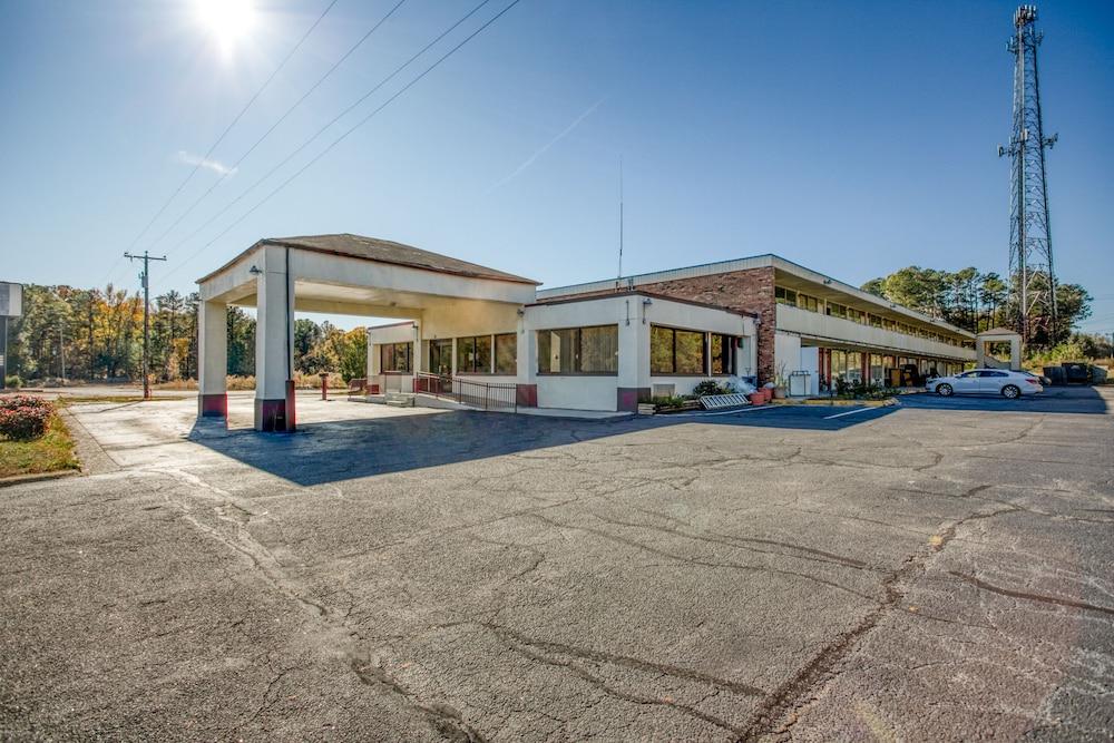 travelers inn by oyo templeton va