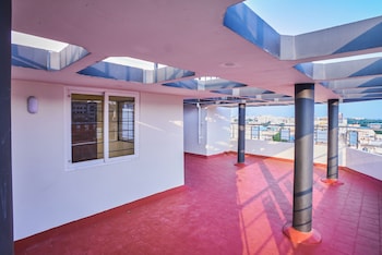 hotel akmg towers