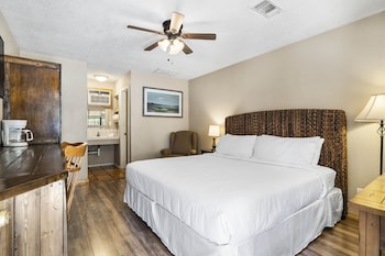 canyon lake cabins and event center