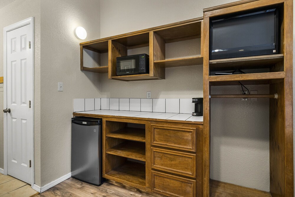 canyon lake cabins and event center