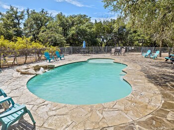 canyon lake cabins and event center