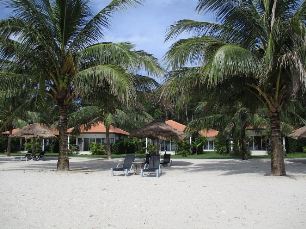 saracen bay resort