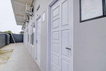 oyo 92928 lavina guesthouse