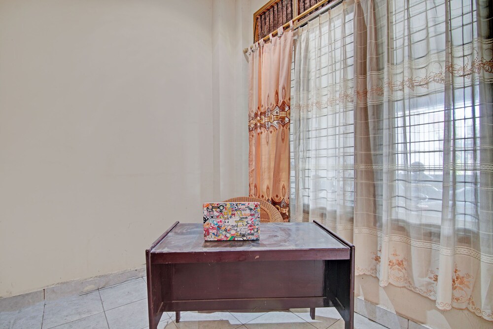 oyo 92928 lavina guesthouse