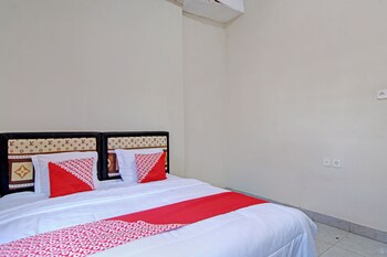 oyo 92928 lavina guesthouse