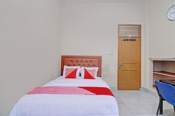 oyo 92928 lavina guesthouse