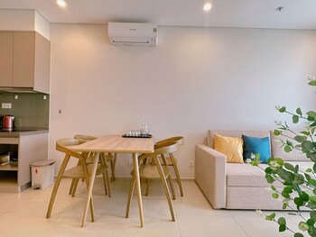 the song vung tau apartment cookies