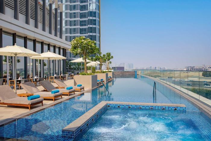 embassy suites by hilton dubai business bay