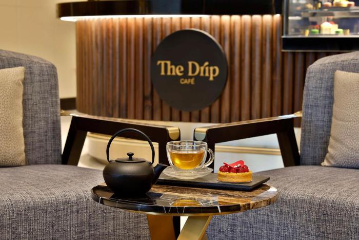 embassy suites by hilton dubai business bay