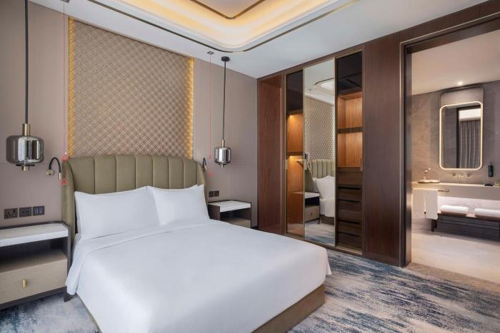 embassy suites by hilton dubai business bay