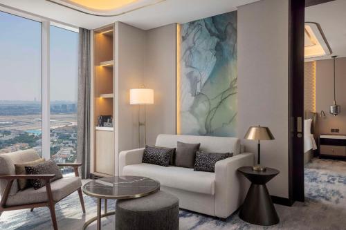 embassy suites by hilton dubai business bay