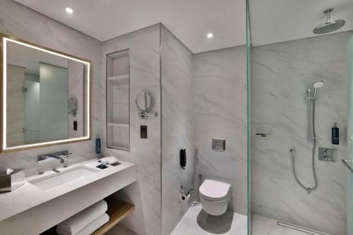 hilton garden inn dubai business bay