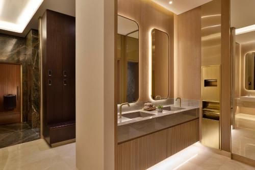hilton garden inn dubai business bay