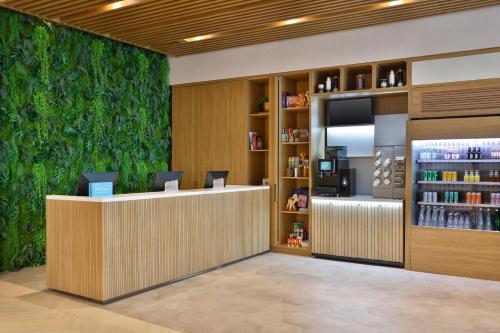 hilton garden inn dubai business bay