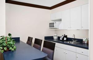 hampton inn asheboro