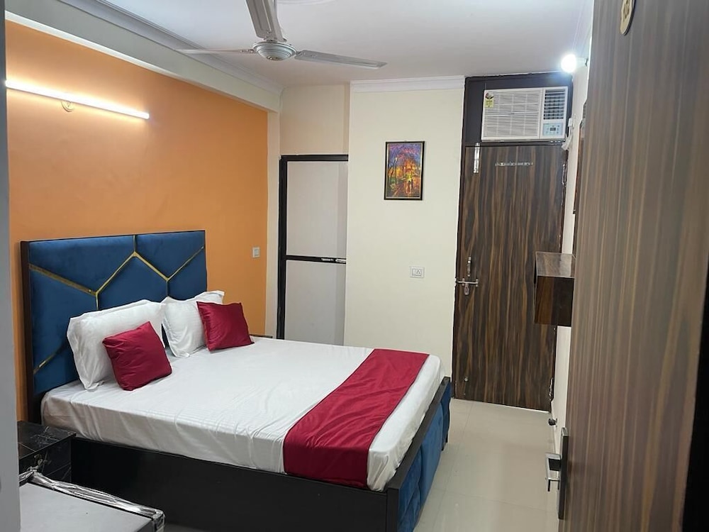 roomshala 123 happy homes saket