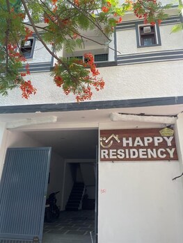 roomshala 123 happy homes saket