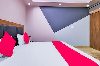 roomshala 121 hotel classic