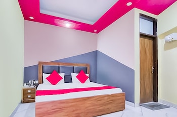 roomshala 121 hotel classic